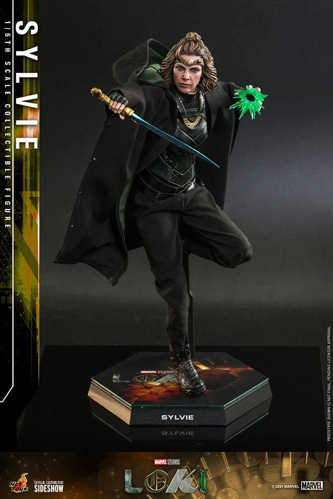 Loki 11 Inch Action Figure 1/6 Scale - Sylvie Hot Toys 909394 3 Loki 11 Inch Action Figure 1/6 Scale - Sylvie Hot Toys 909394